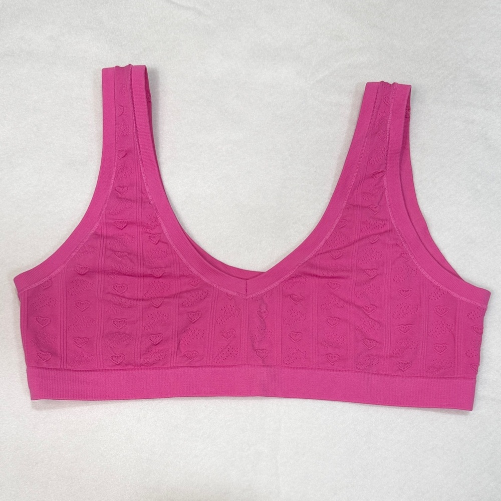 Victoria's Secret Pink unlined plunge medium